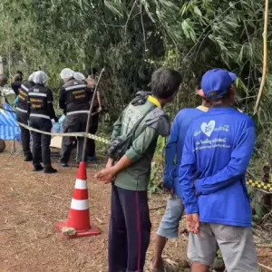 泰国河边惊现无名尸！遗体严重烧焦，身上缠着多圈铁丝