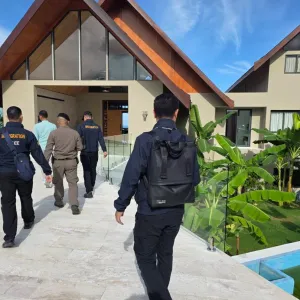 骗8名法国人超2700万？74岁法国商人苏梅岛资产遭查