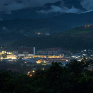 缅甸泰昌园区最新动态：部分区域熄灯，仍有大片建筑亮灯