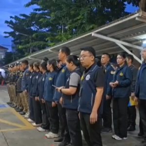 百名警察突然包围曼谷公寓！目标直指“粉红卡”团伙
