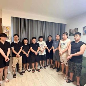 柬埔寨电诈清剿：金边铁桥头区11名中国籍人员被查
