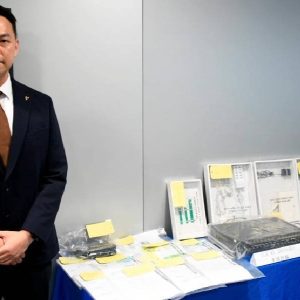香港警方突击酒店！2名中国男子涉钓鱼短信诈骗被捕