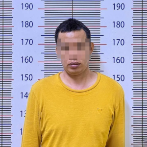 借钱先拍裸照！柬埔寨男子涉嫌非法放贷被捕