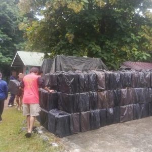 6500万泰铢走私香烟！泰国尖竹汶边境突查3辆可疑车
