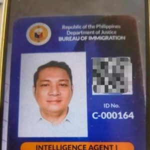 冒充菲律宾移民局人员敲诈华人？涉事男子已被开除