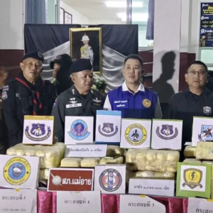 清迈湄艾缉毒行动收网！约100万颗冰毒被警方查获