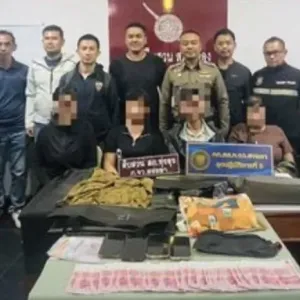 泰国66岁老妇被忽悠拿黄金现金，4名中国人被抓