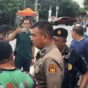 吸毒5天后失控？泰国22岁男子涉持刀闯屋性侵亲姑