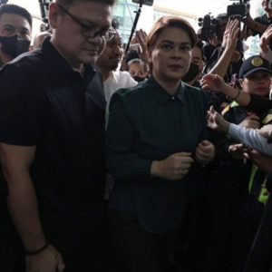 菲律宾政坛再爆正面冲突！莎拉要求马科斯辞职