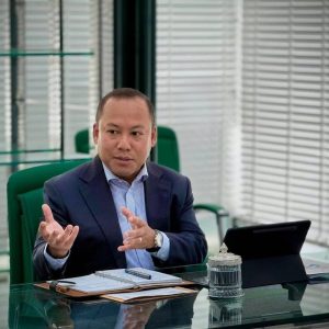 西港副省长回应反诈致外籍人员离境：经济正加速转型