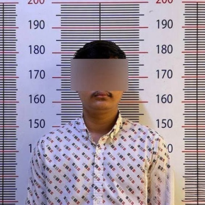 为了赚报酬把银行卡借给陌生人？柬埔寨男子被警方逮捕