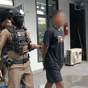 泰国网红“黑嘴孟”被押往法院！涉氯胺酮案