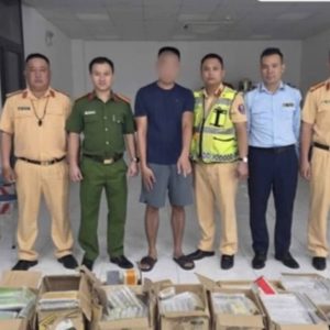 越南查获1217部走私二手iPhone，货源被指来自中国