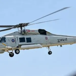 泰国渔船海上沉没，已发现3具遗体仍有4人失联