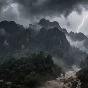 泰国强降雨持续！曼谷70%区域有雷雨，多府防范洪水山洪