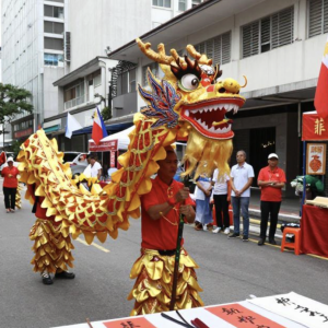 菲华各界联合会为何被关注？美方文章梳理其对华交流活动