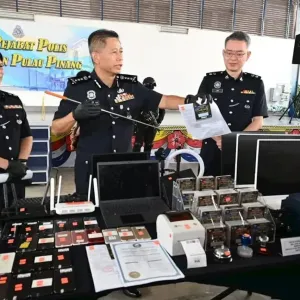 马来西亚连端3个“刮刮乐”诈骗窝点，29人落网含19名中国人