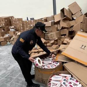 中国籍人员卷入泰国假货案：龙仔厝府两处仓库遭警方查封
