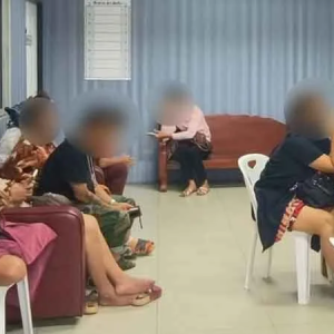 邦萨雷出租屋暗藏非法赌局！泰国警方突击检查，14人当场落网 ...