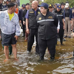 泰国巴真府洪灾已致25人死亡！近6万户家庭受灾